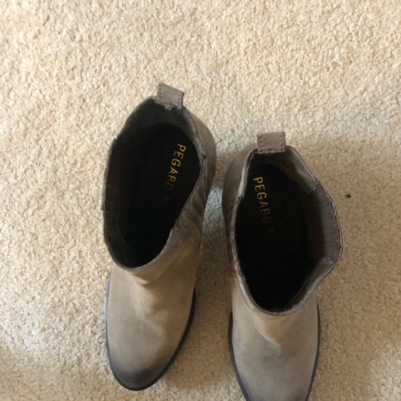 Pegabo Leather Boots. Size 38.5 -size 8 - Picture 4 of 7